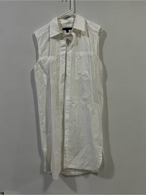 Banana Republic White Sleeveless Button-Down Longline Shirt